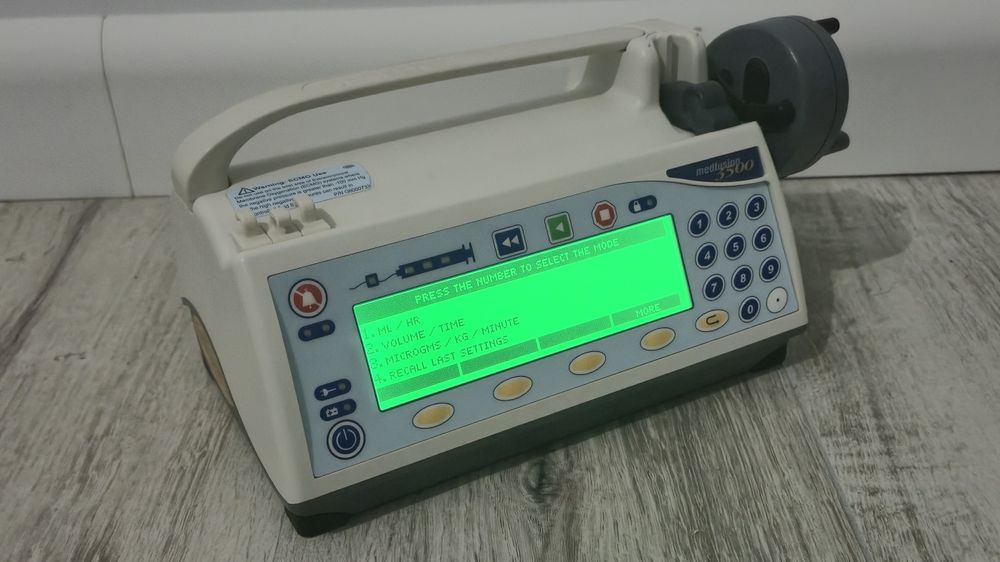 Injectomat Medfusion 3500 - 12V/230V, pompa de infuzie automata