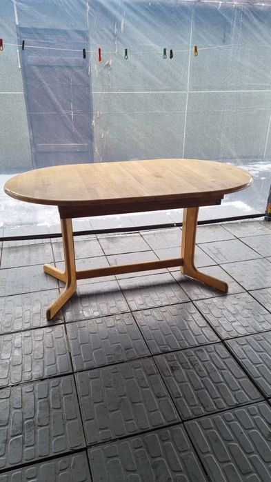 Стол кухонный деревянный