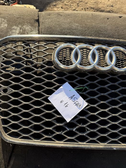 Декоративна радиаторна решетка за Audi A5 facelift пчелна пита ном16