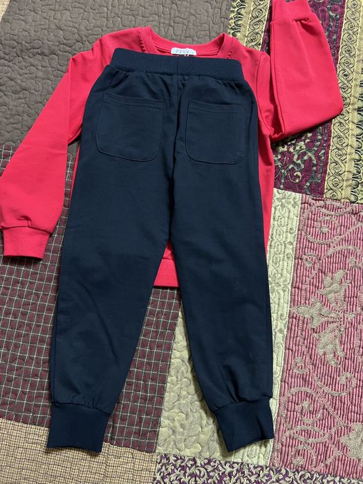 Продается костюм новый , хорошего качества на 6-8 лет