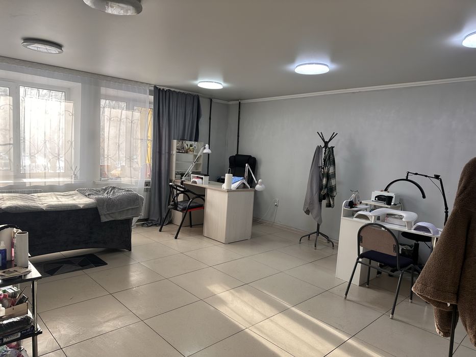 Место мастера маникюра, педикюра