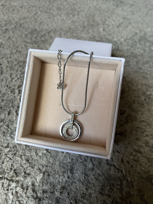 Бижута Svarowski