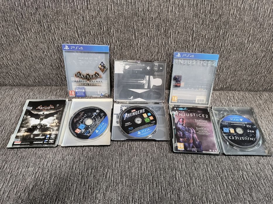 Batman Arkham Knight, Injustice 2, Marvel Avengers special edition PS4