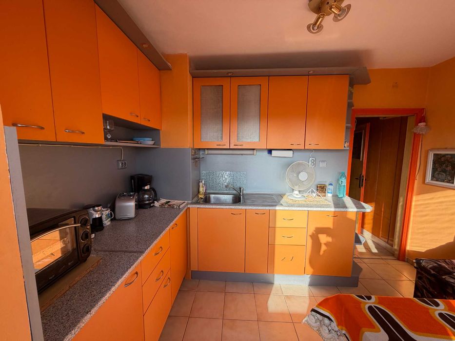 Продава се Тристаен апартамент в Варна, Левски - 68 кв.м за 1050 €/кв.м - Снимка #1