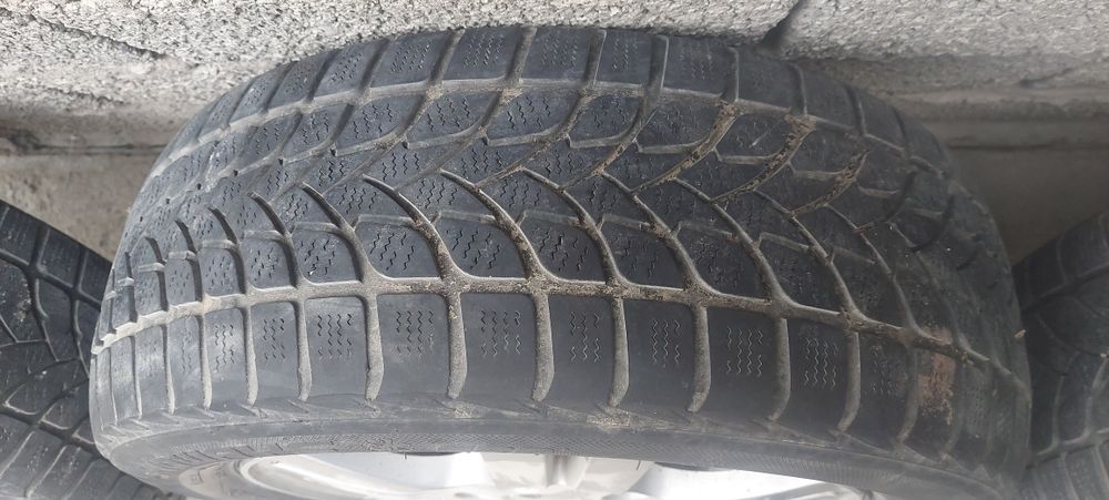 продам зимние колёса