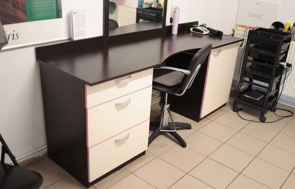 Mobilier Coafor Stare Excelenta