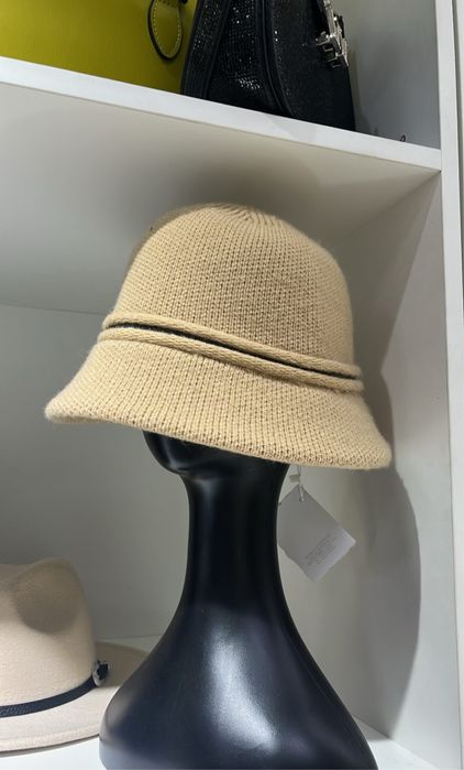 Продам панаму женскую