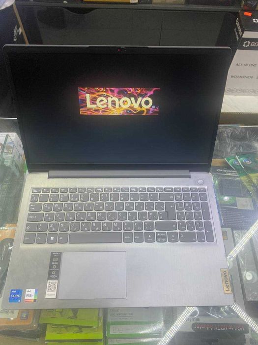 Noutbook Lenovo i5
