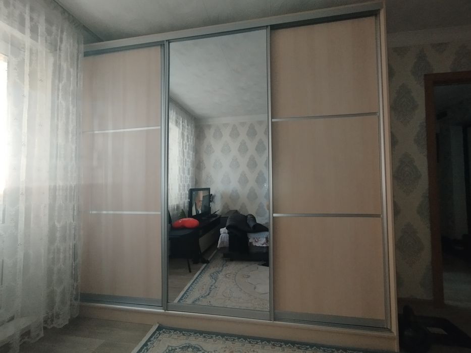 Продаю шкаф купе в хорошем состоянии.