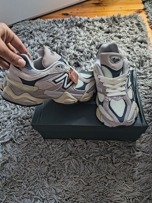 New Balance 9060