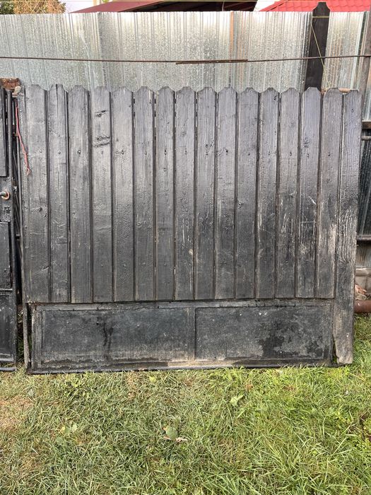 Vand porti gard fier cu lemn