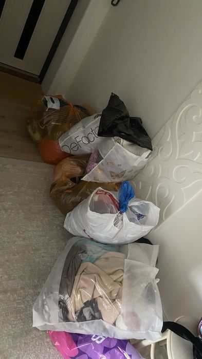 Вещи отдам бесплатно