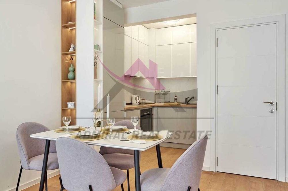 Дава се под наем Двустаен апартамент в Варна, м-т Траката - 60 кв.м за 900 € - Снимка #1