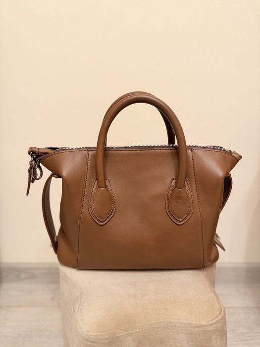 Geanta Laura Maxim City Rush - Chesnut - 780 lei Negociabil