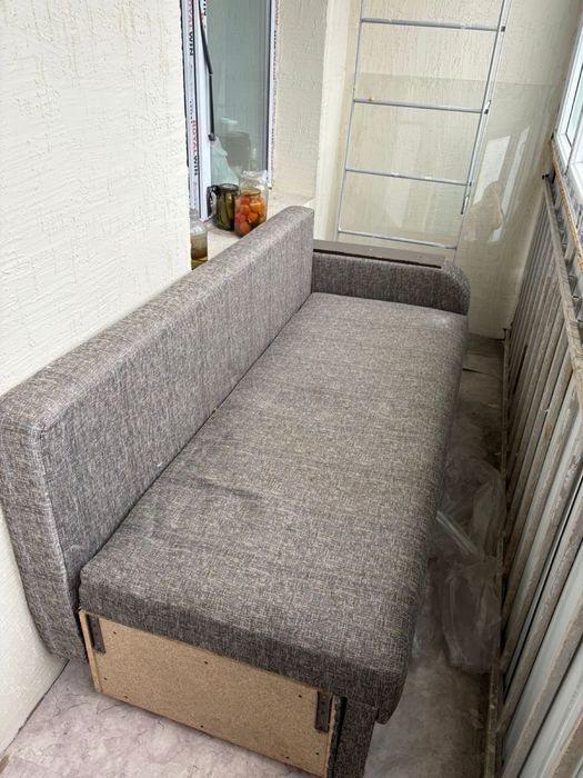 Диван б/у продам