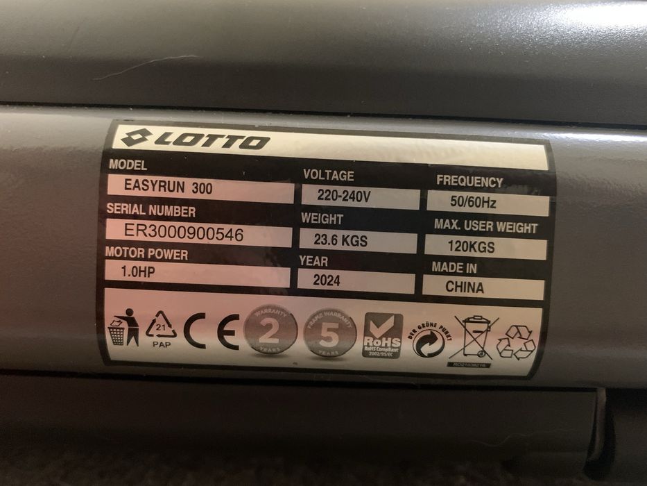 Бягаща пътека Lotto Fitness EASYRUN 300 (1.0 HP, до 10 км/ч)