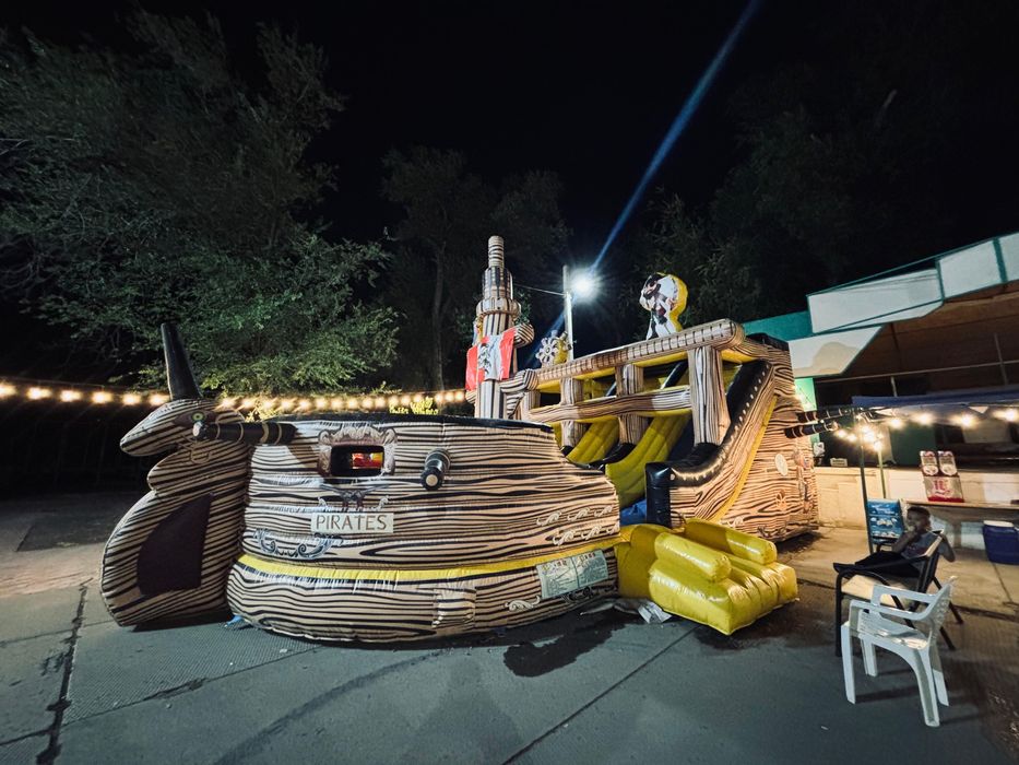 Продаются батуты и детские машинки