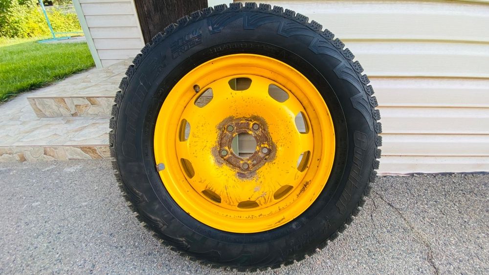 Продам диски с зимней резиной r16