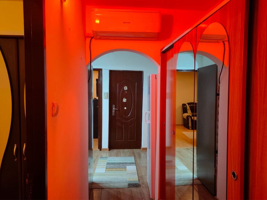Apartament 3 cam Piata mica