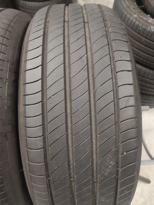 235/55/19 Мишелин