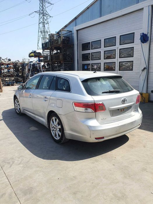 Toyota AVENSIS AN 2010 cod motor 1ADFTV Dezmembrez/Dezmembram