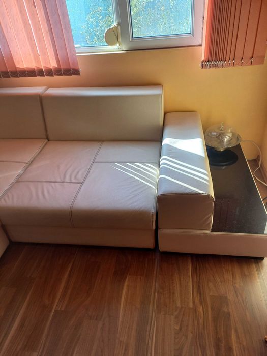 Диван ъгъл кожен на модули