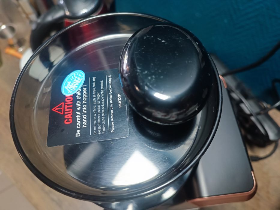 Vând storcător citrice profesional Hurom Slow Juicer Hurom