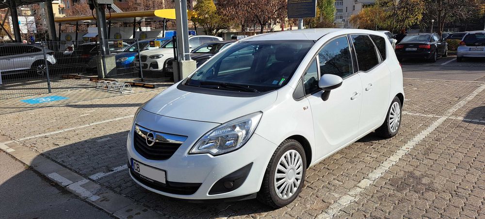Opel Meriva B (регистрирана и в движение, ГАЗ)