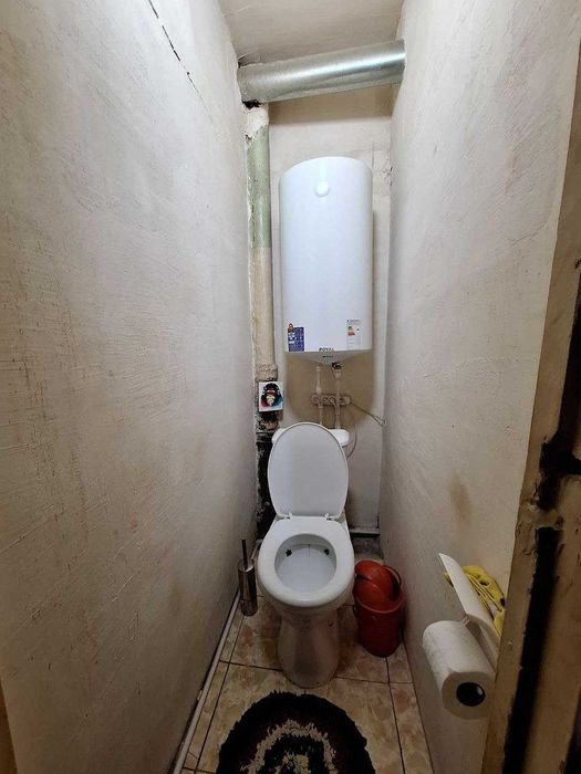 Продается 4 комнатная квартира на 4 этаже в 4 этажке Нихи 36000$