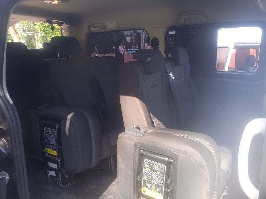 Mashina sotiladi Jac M4