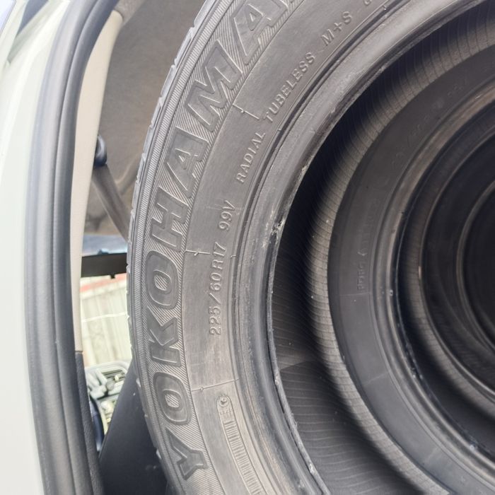 Продам шины б/у YOKOHAMA  и DUNLOP