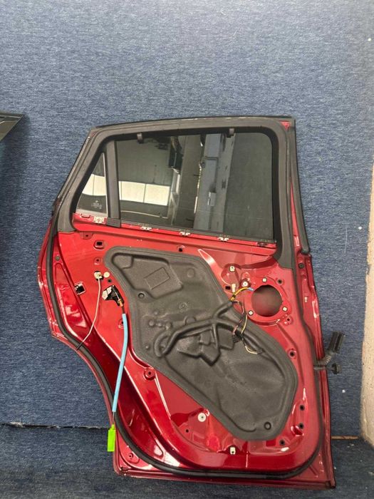 BMW X6 F16 Usa / portiera stanga fata spate completa