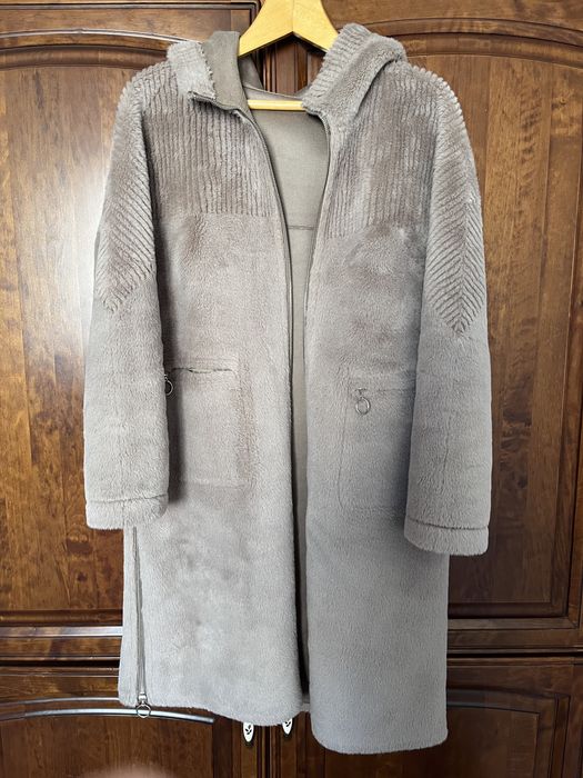 Дубленка бежевый 48