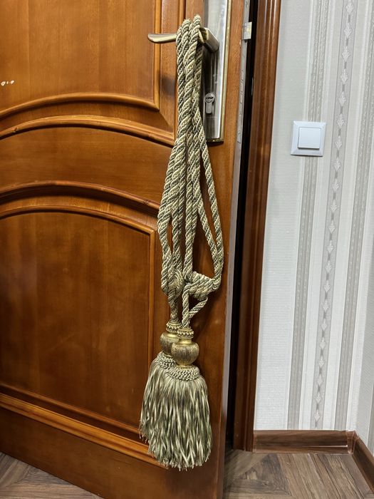 Продам прихваты для портьер, новые