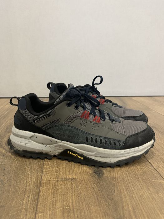 кроссовки Skechers 41