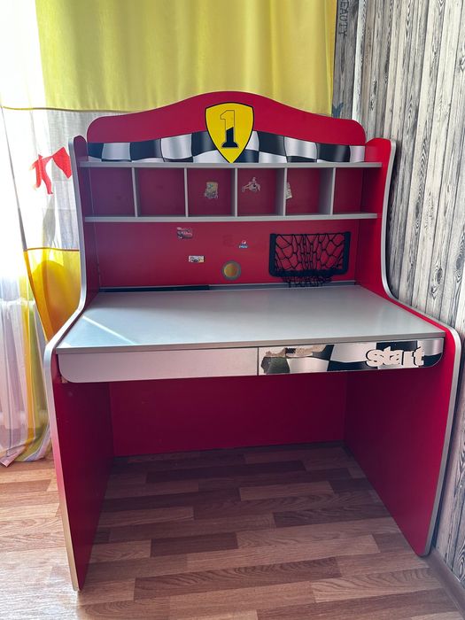 Продам детскую мебель