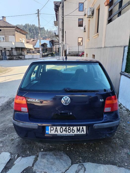 Голф 4 1.6 бензин 2000 г.