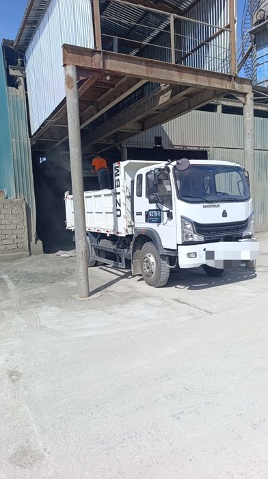 Howo sinotruk sotiladi