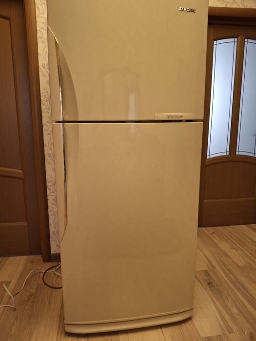 Продам холодильник Самсунг в рабочем состоянии.