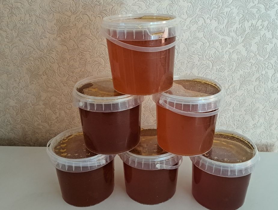 Продам майский мед, свежий.