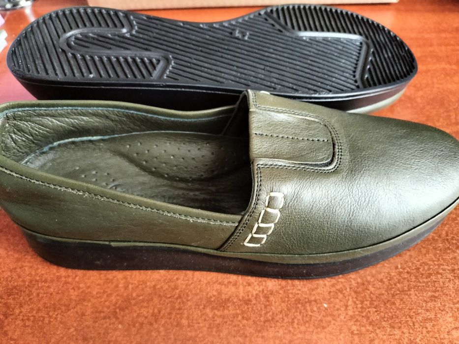 Кожанные туфли .