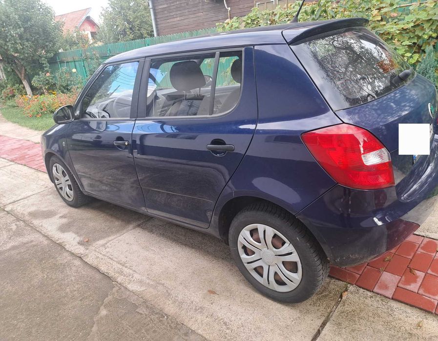 SKODA Fabia 2012 — imagine 4