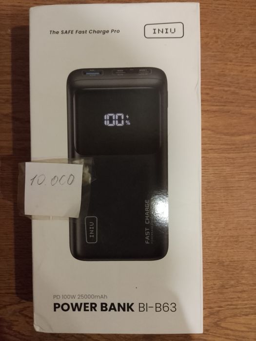 Наушники и power bank выбор есть