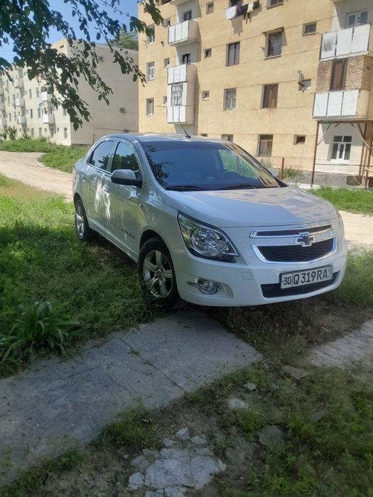 Продам свой автомобиль не битая не крашаная  состояние отличное