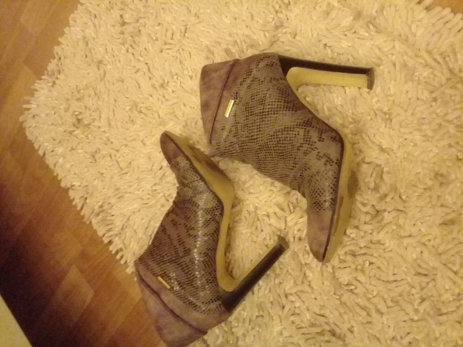 Продам Женскую Обувь