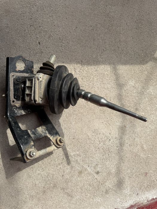 Рычаг коробки передач для Нивы Шевроле