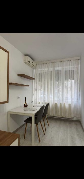 Garsoniera de inchiriat