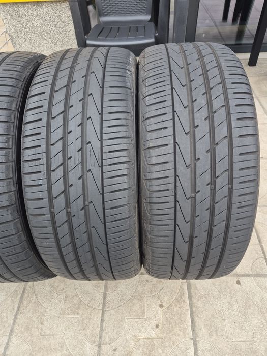 4бр.летни гуми 235/50/19 99V Hakook ventus S1 2 evo SUV