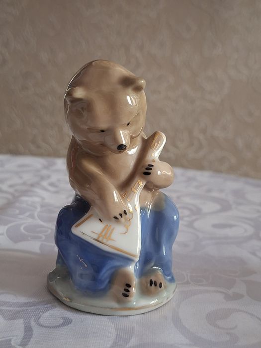 Продам статуэтку УССР