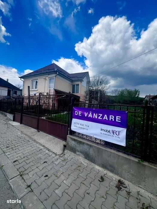 Casa in Ocna-Dej  |  Teren 1281 mp |  Toate utilitatile | Drum asfalta
